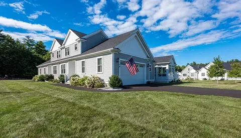 36 Sarahbeth #44, Rochester, MA 02770