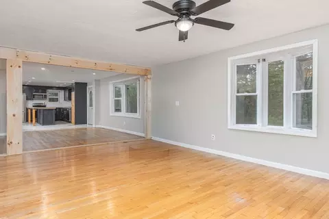 Living - 835 Erickson Rd, Ashby, MA 01431 photo 8 of 10