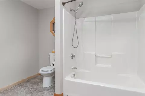 Bath - 835 Erickson Rd, Ashby, MA 01431 photo 1 of 4
