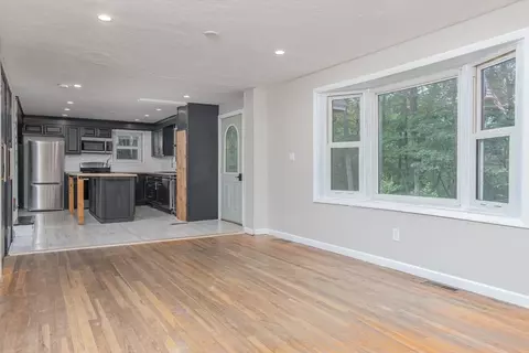 Living - 835 Erickson Rd, Ashby, MA 01431 photo 2 of 10
