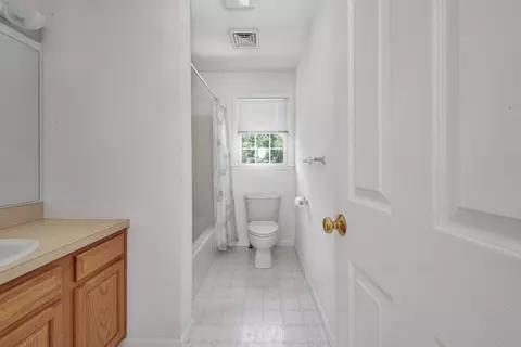 Entry Way - 22 Winter St, Holbrook, MA 02343 photo 3 of 3