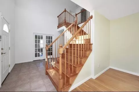 Entry Way - 22 Winter St, Holbrook, MA 02343 photo 1 of 3