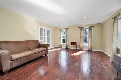 Living - 22 Winter St, Holbrook, MA 02343 photo 4 of 7