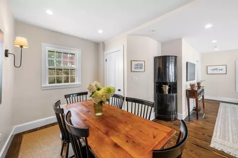 Dining - 3 State St, Marblehead, MA 01945 photo 2 of 2