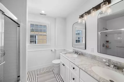 Bath - 3 State St, Marblehead, MA 01945 photo 1 of 2