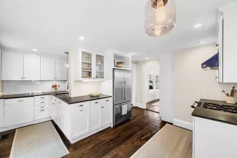 Kitchen - 3 State St, Marblehead, MA 01945 photo 2 of 7