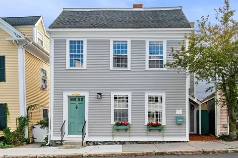 Exterior - 3 State St, Marblehead, MA 01945 photo 2 of 5
