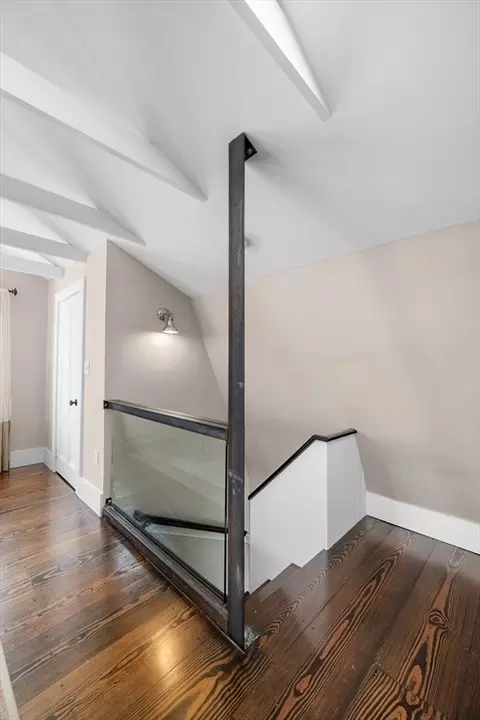 Entry Way - 3 State St, Marblehead, MA 01945 photo 6 of 6