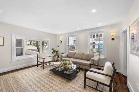 Living - 3 State St, Marblehead, MA 01945 photo 2 of 3