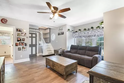 Entry Way - 131 Foster St, Fall River, MA 02721 photo 1 of 2