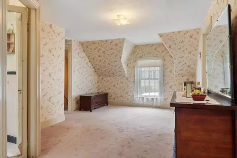Bedroom - 20 Orient St, Worcester, MA 01604 photo 4 of 6