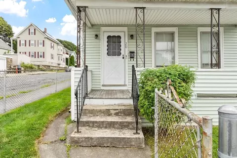 Exterior - 20 Orient St, Worcester, MA 01604 photo 5 of 8