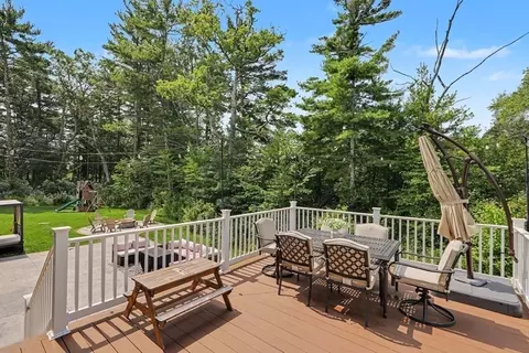 Exterior - 19 Katherine St, Acushnet, MA 02743 photo 4 of 8