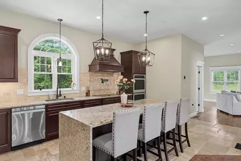 Kitchen - 19 Katherine St, Acushnet, MA 02743 photo 2 of 3