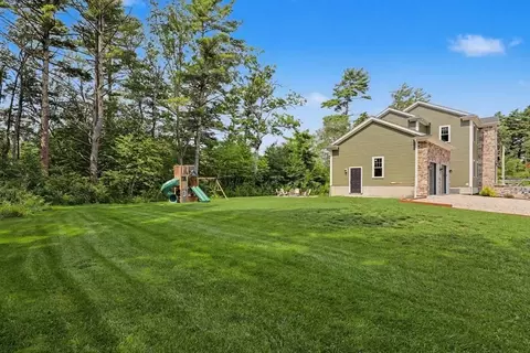 Exterior - 19 Katherine St, Acushnet, MA 02743 photo 8 of 8