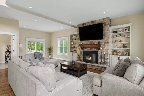 Living - 19 Katherine St, Acushnet, MA 02743 photo 1 of 2