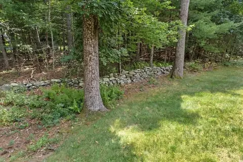 Exterior - 791 Locust St, Raynham, MA 02767 photo 4 of 4