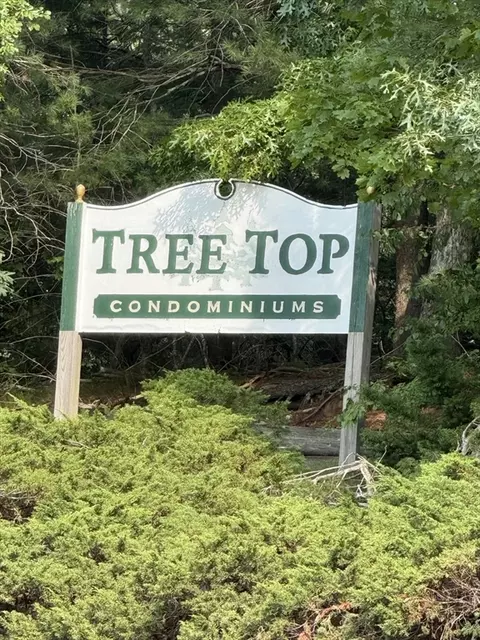3 Treetop Ln #8, Kingston, MA 02364