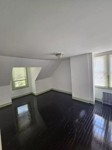 Bedroom - 76 Acushnet Ave, Springfield, MA 01105 photo 4 of 6