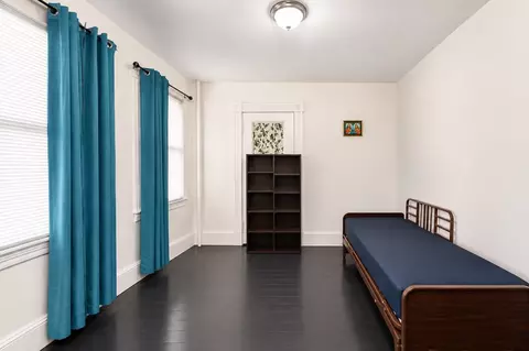 Bedroom - 76 Acushnet Ave, Springfield, MA 01105 photo 5 of 6
