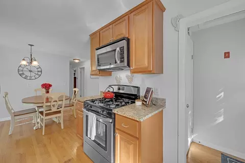 Kitchen - 25 Pullard Rd, Grafton, MA 01519 photo 2 of 3