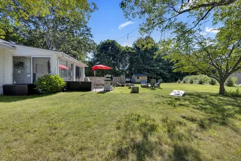 Exterior - 25 Pullard Rd, Grafton, MA 01519 photo 10 of 10