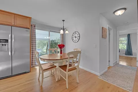 Dining - 25 Pullard Rd, Grafton, MA 01519 photo 2 of 2