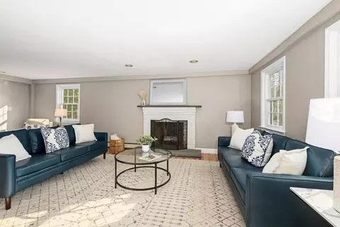 Living - 5 Elm St, Upton, MA 01568 photo 1 of 4