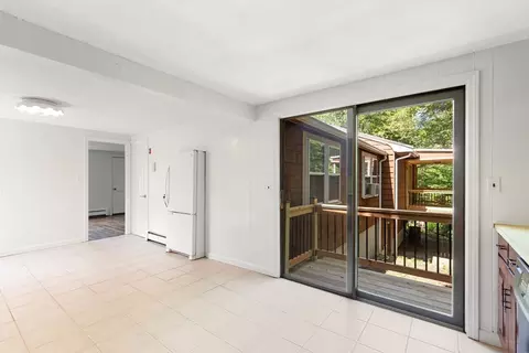 Entry Way - 59 Holly St, Gloucester, MA 01930 photo 1 of 2