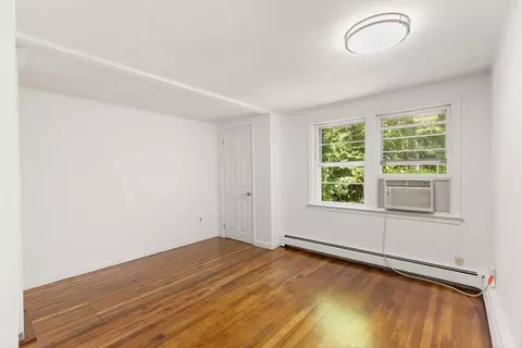 Bedroom - 59 Holly St, Gloucester, MA 01930 photo 3 of 5