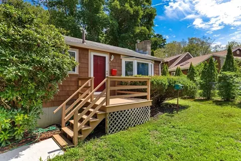 Exterior - 59 Holly St, Gloucester, MA 01930 photo 1 of 7