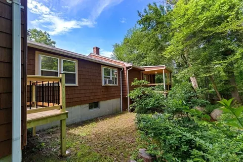 Exterior - 59 Holly St, Gloucester, MA 01930 photo 4 of 7