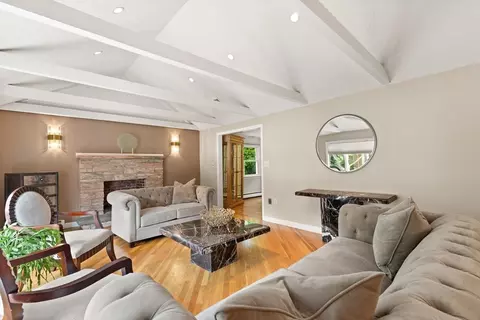 Living - 71 Poulos Rd, Braintree, MA 02184 photo 2 of 4