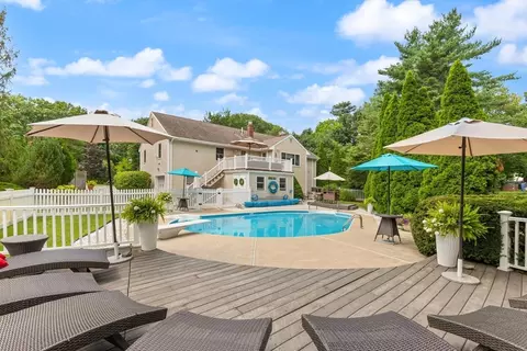 Exterior - 71 Poulos Rd, Braintree, MA 02184 photo 6 of 12