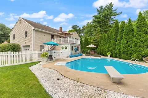 Exterior - 71 Poulos Rd, Braintree, MA 02184 photo 5 of 12