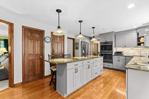 Kitchen - 3 Leone Ln, Mendon, MA 01756 photo 5 of 5
