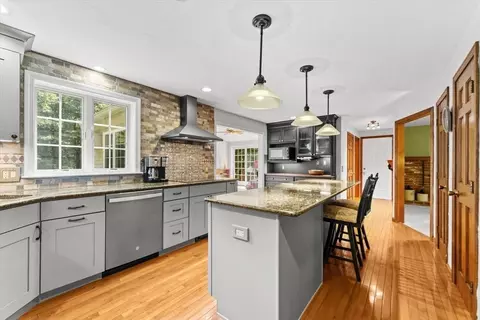Kitchen - 3 Leone Ln, Mendon, MA 01756 photo 4 of 5