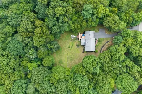 View/Area - 3 Leone Ln, Mendon, MA 01756 photo 2 of 5