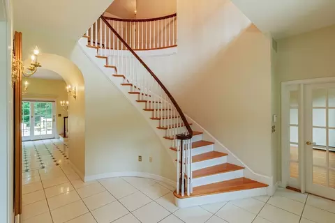 Entry Way - 68 Elm St, Canton, MA 02021 photo 1 of 2