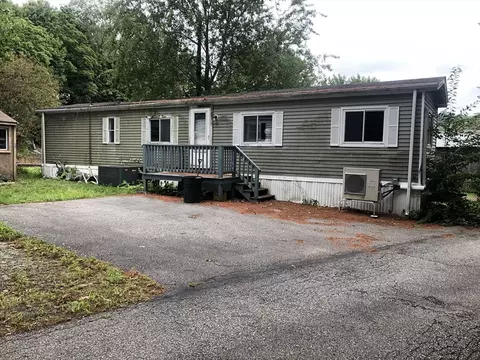 447 Washington St, Norwell, MA 02061