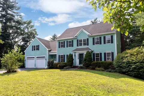 Exterior - 13 Arrowhead Path, Halifax, MA 02338 photo 2 of 9