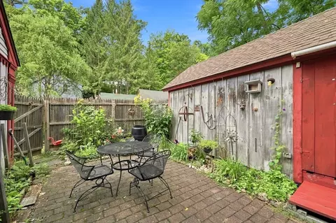 Exterior - 25 North St, Erving, MA 01344 photo 2 of 4