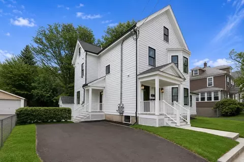 220 Sycamore St #1, Watertown, MA 02472