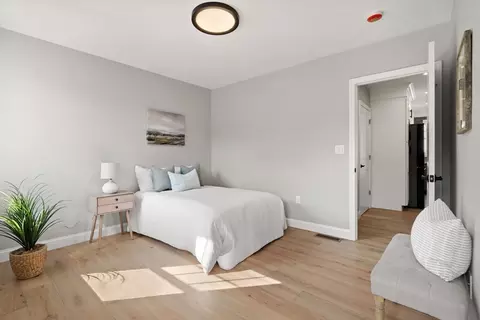 Bedroom - 660 Hildreth St, Dracut, MA 01826 photo 4 of 7