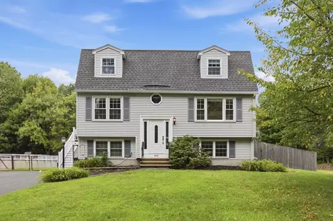 409 Salem St, Wilmington, MA 01887