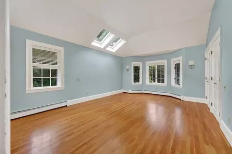 Bedroom - 6 Bradford Rd, Hingham, MA 02043 photo 2 of 5