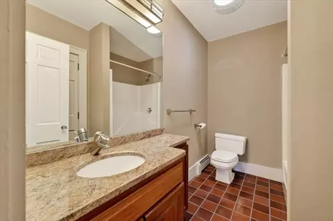 Bath - 6 Bradford Rd, Hingham, MA 02043 photo 3 of 3