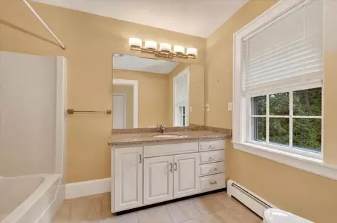 Bath - 6 Bradford Rd, Hingham, MA 02043 photo 2 of 3