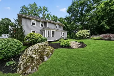 Exterior - 6 Bradford Rd, Hingham, MA 02043 photo 3 of 13