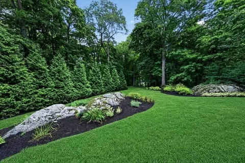 Exterior - 6 Bradford Rd, Hingham, MA 02043 photo 10 of 13